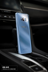 蓝袍，俊秀 三星Galaxy S8+ 雾屿蓝 图赏