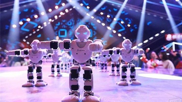 成长后不会忘的小伙伴,alpha ebot习惯养成机器人体验