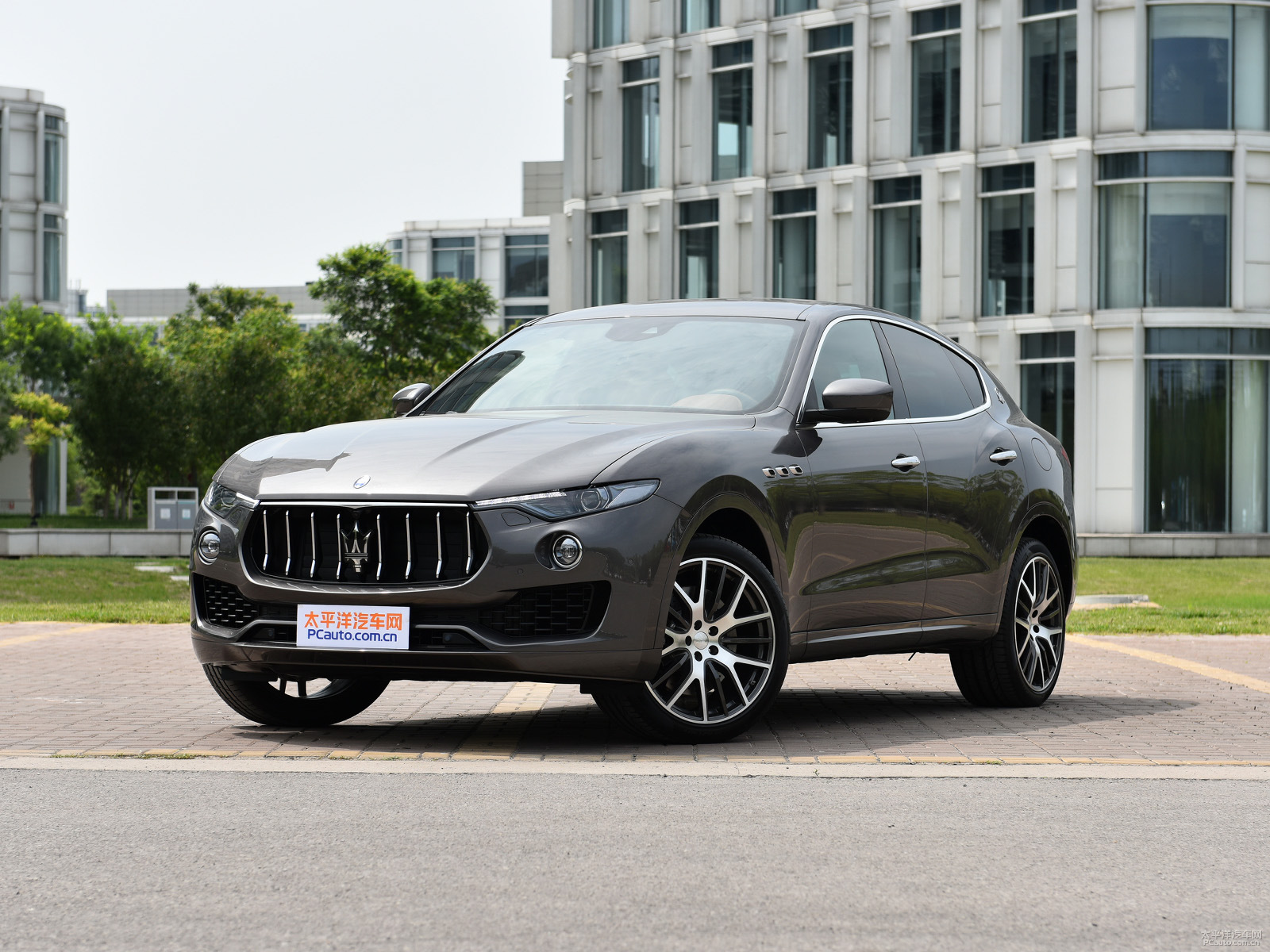 天津港3.0t美规玛莎拉蒂levante促销