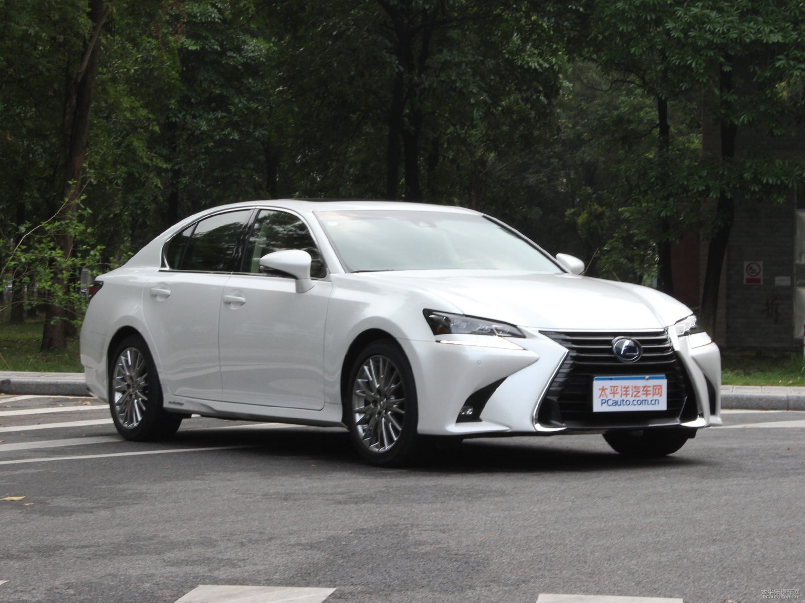 雷克萨斯gs(雷克萨斯gs300手刹)